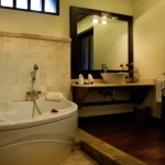 bagus_jati_superior_villa_bathroom_1